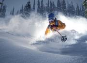 开云体育官方网站-双线焦点，美加墨世界杯预选赛激战正酣，尤文关键突围映衬利物浦战术革新