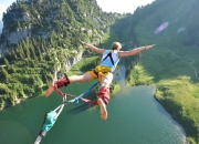 开云官网-佩德里惊艳四座，苏格兰正面击溃阿尔及利亚—一场跨越时空的足球对话