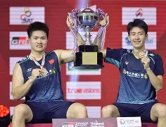 包含泰国羽毛球队逆转丹麦羽毛球队，斯里坎特制霸全场的词条