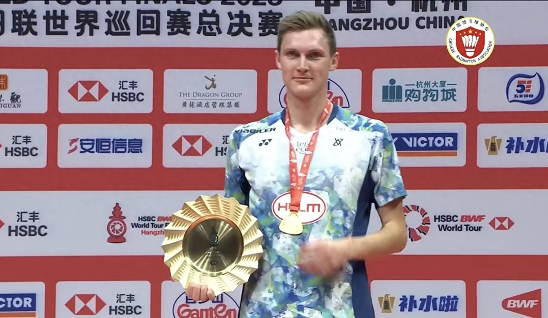 中国羽毛球队轻取英格兰羽毛球队,安赛龙绝境逆转的简单介绍 中国羽毛球队轻取英格兰羽毛球队,安赛龙绝境逆转的简单介绍