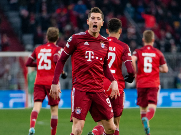 马赛横扫美国，莱万惊艳世界的简单介绍