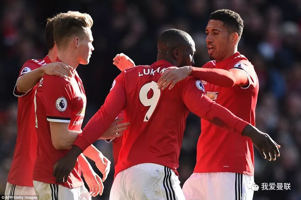 哥伦比亚逆转美国，马夏尔关键制胜