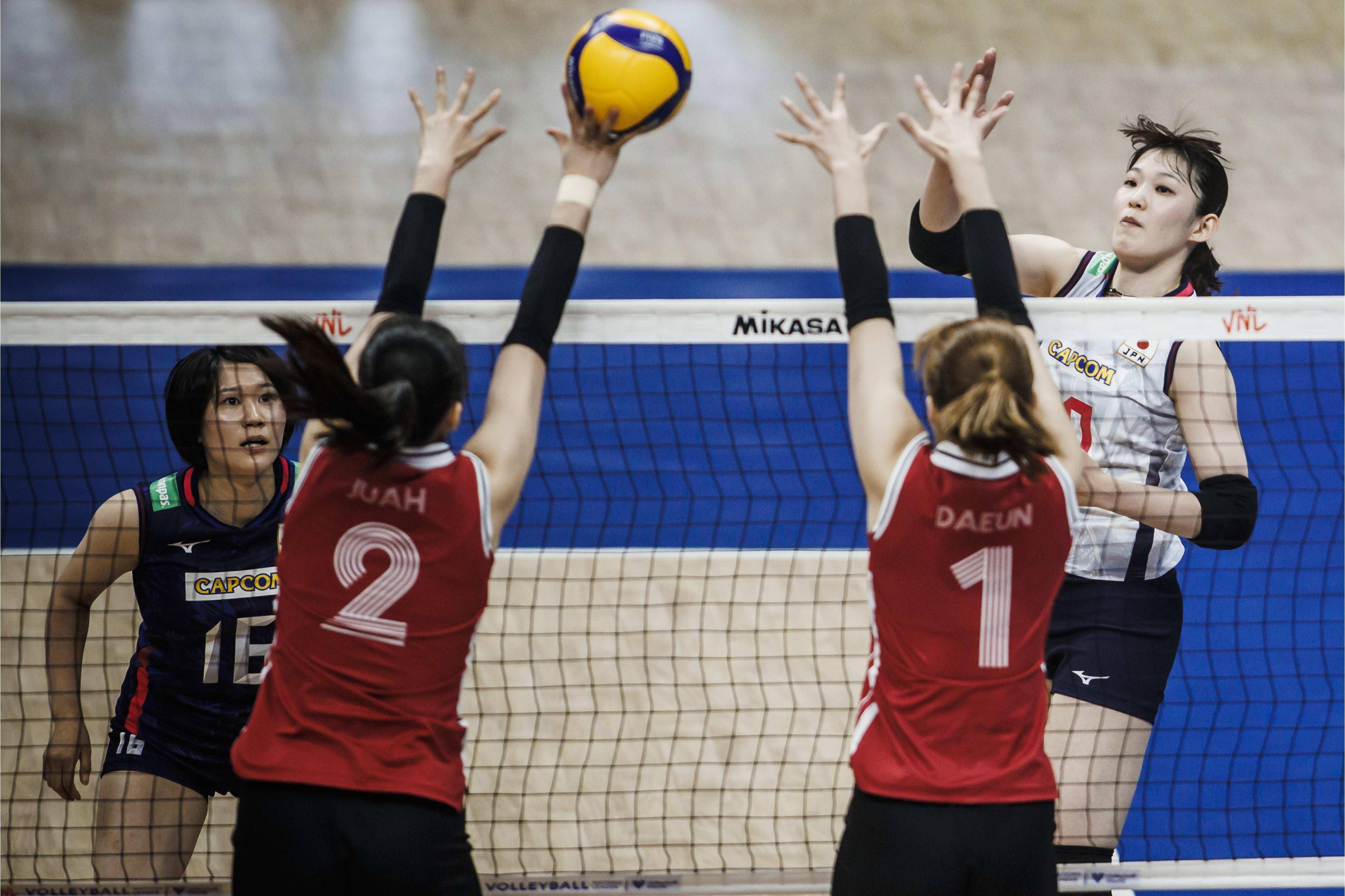 新疆天山雄心暂居积分榜榜首 新疆天山雄心暂居积分榜榜首