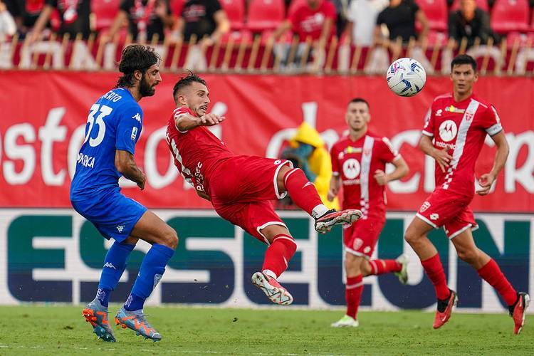 关于蒙彼利埃客场战胜洛里昂,保住中游席位的信息 关于蒙彼利埃客场战胜洛里昂,保住中游席位的信息