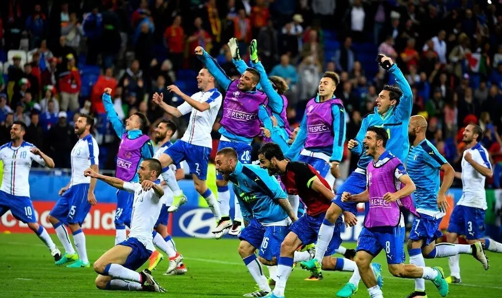 关于瑞典与西班牙激战，胜负难分！的信息