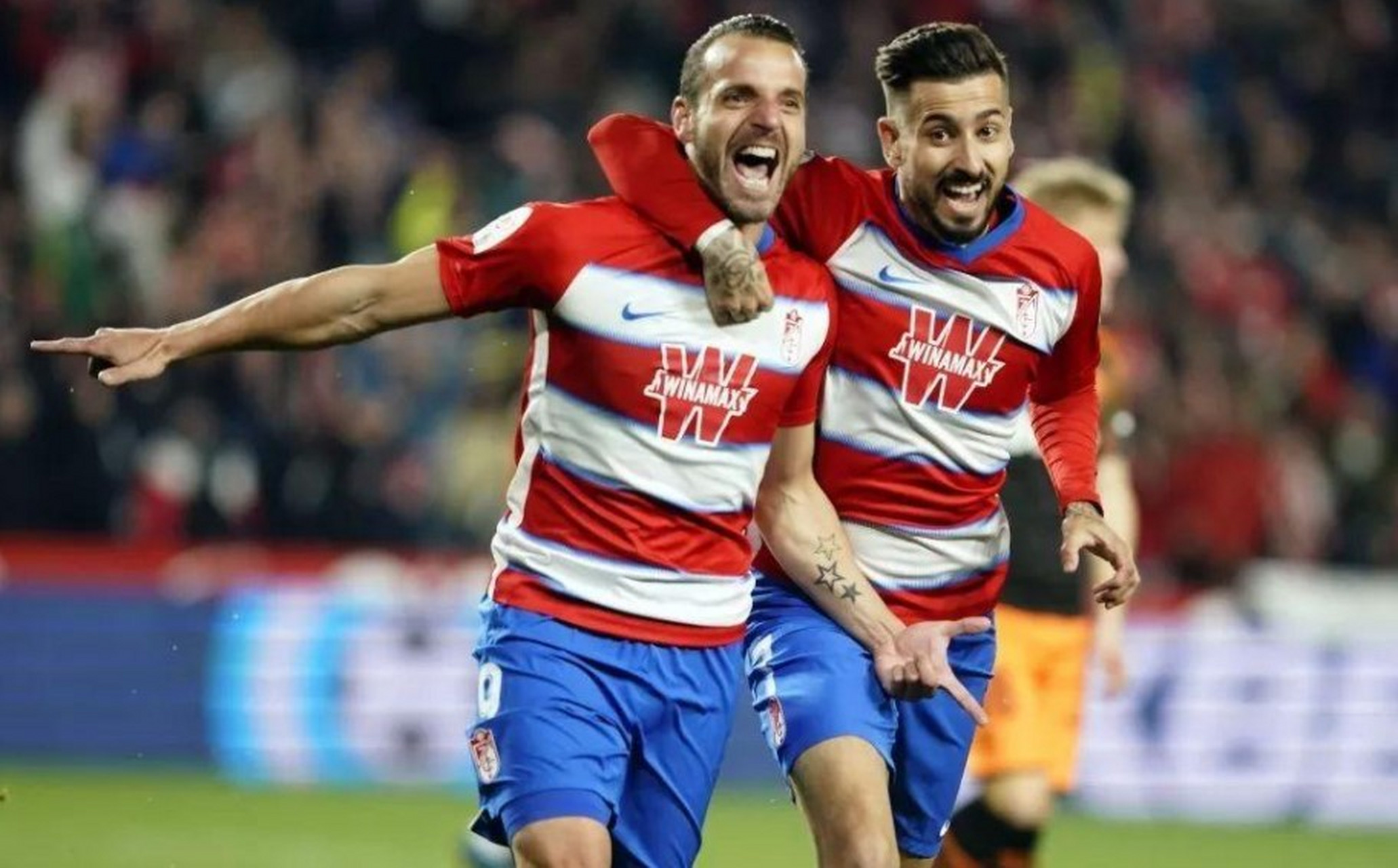 关于格拉纳达队在西班牙足坛上崭露头角的信息 关于格拉纳达队在西班牙足坛上崭露头角的信息