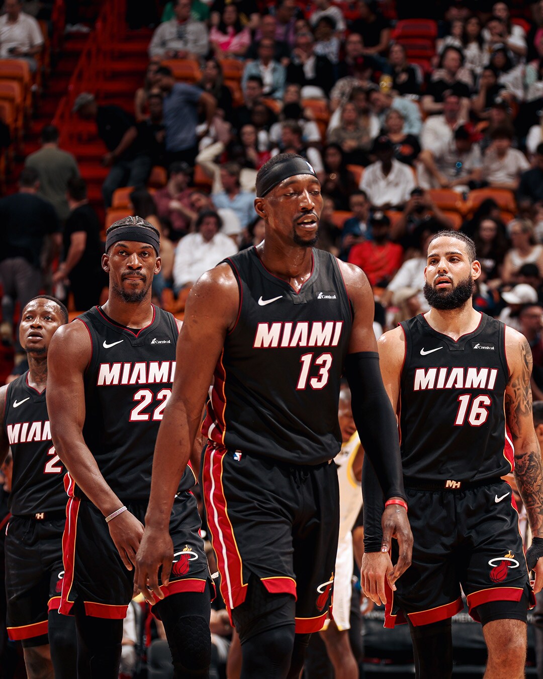 关于火箭全队合作，战胜犹他爵士队的信息