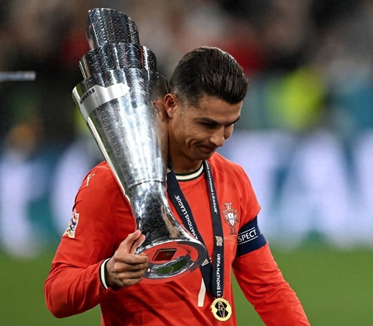 关于欧国联冠军的胜者将会获得哪些奖励？的信息