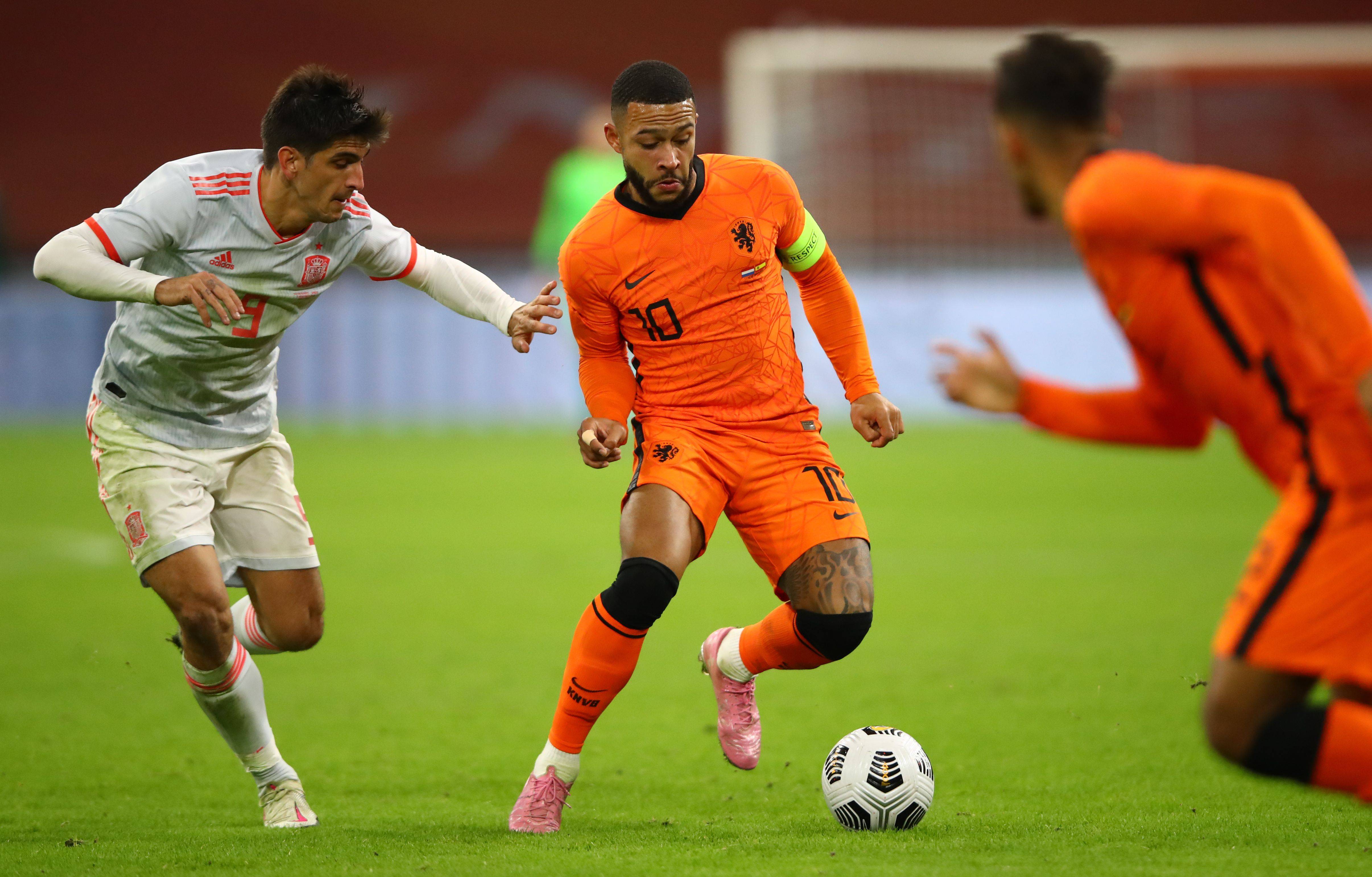 包含荷兰职业球员独得马拉松冠军，引领风潮的词条